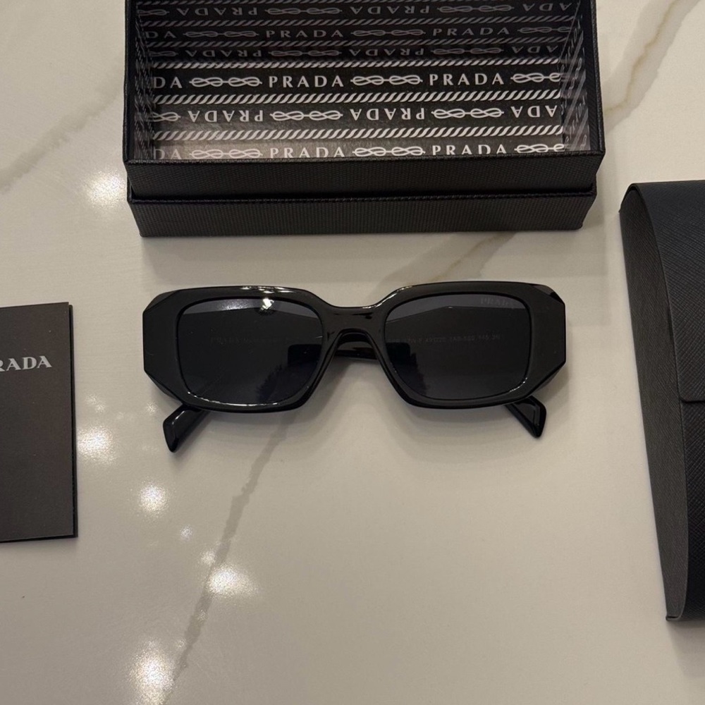 Prada Black Sunglasses - Picture 5 of 8